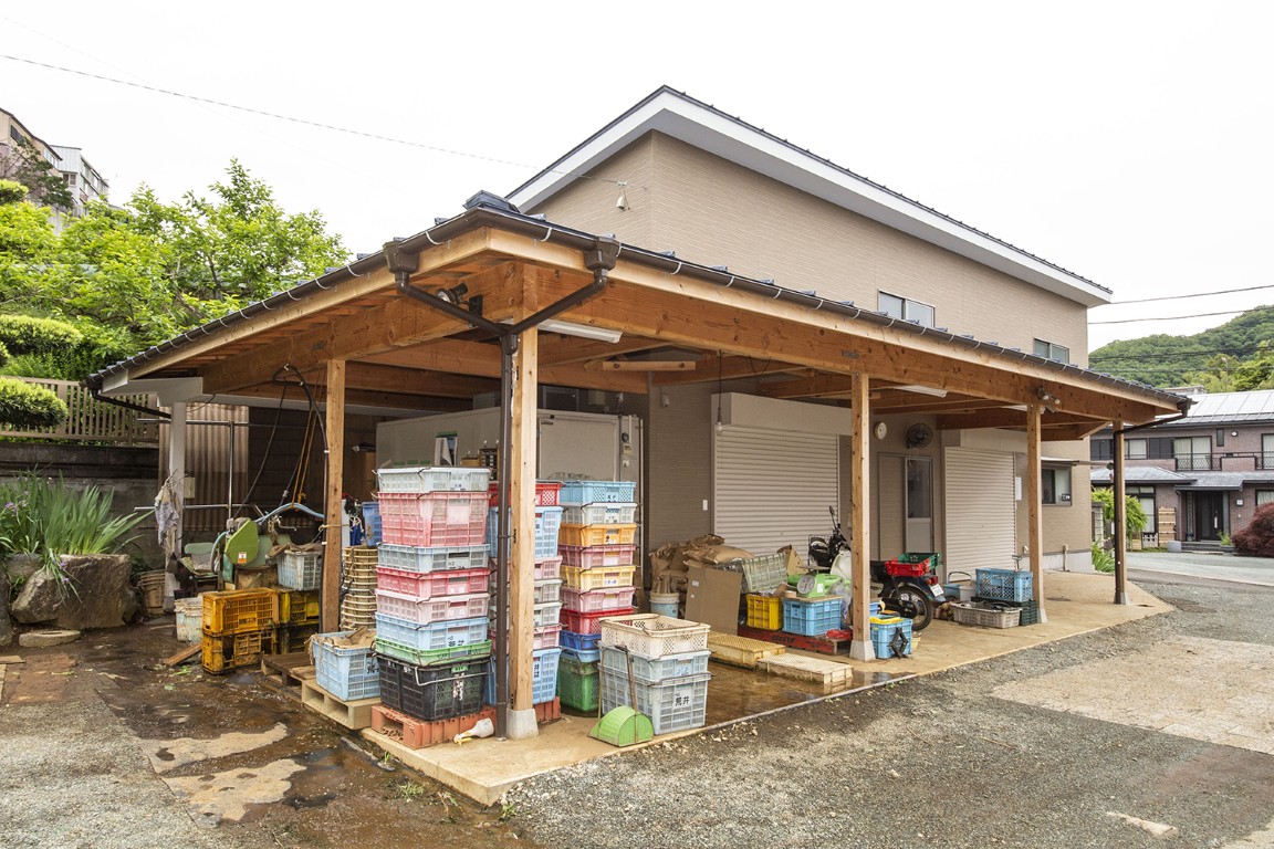 秦野市新築倉庫